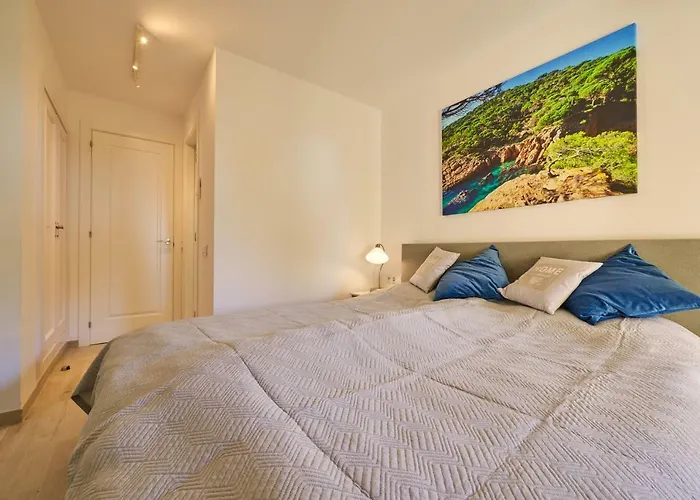 Velas Garden Pool Apartment S'Agaro